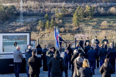 PVZ OTVORTEV RAZSTAVE CZ ŽIVLJENJA REŠUJEMO SKUPAJ 19.3.2025 - Valter Leban-3203